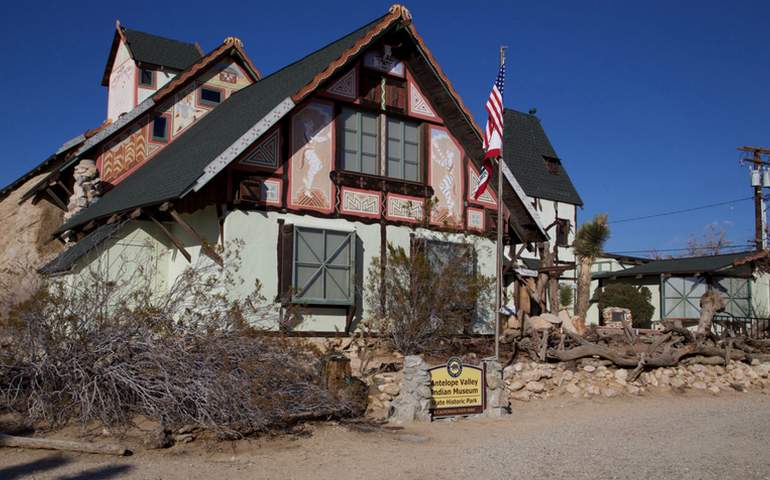 Antelope Valley Indian Museum