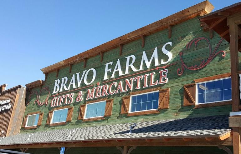 Bravoland Bravo Farms Road Stop