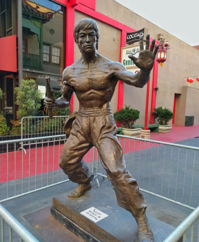 Bruce Lee Statue