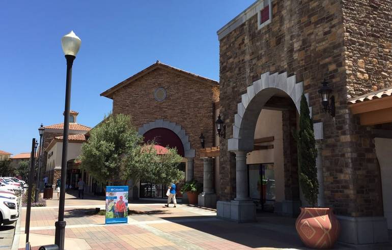 Camarillo Outlet Mall