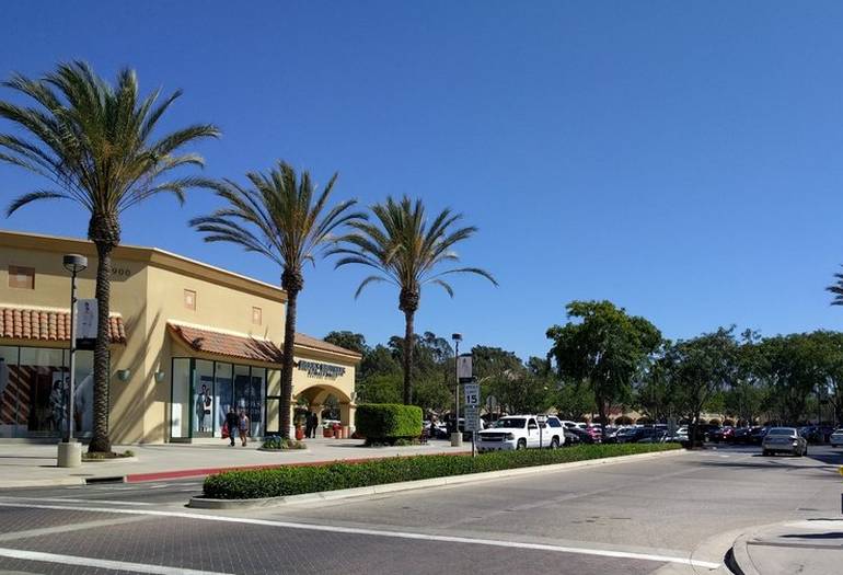 Camarillo Outlet Mall