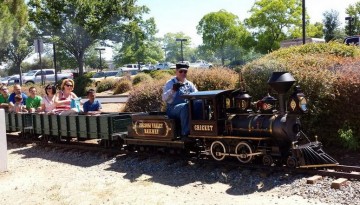 Folsom Zoo Day Trip