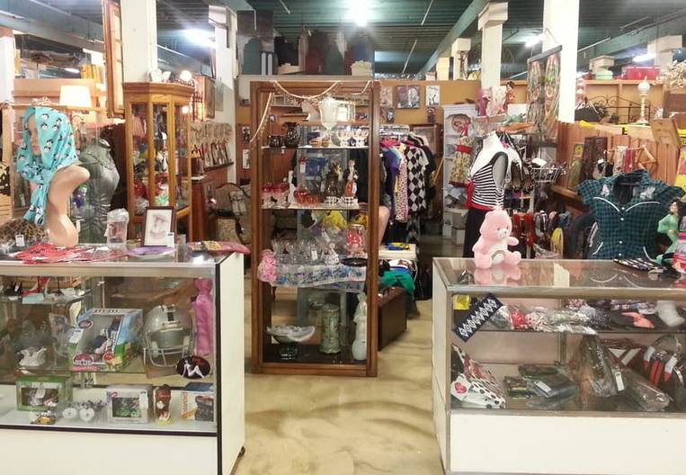 King Richard’s Antique Center 