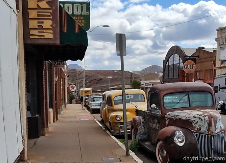 Erie Street Classic Cars