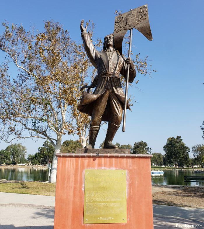 Miguel Hidalgo Statue