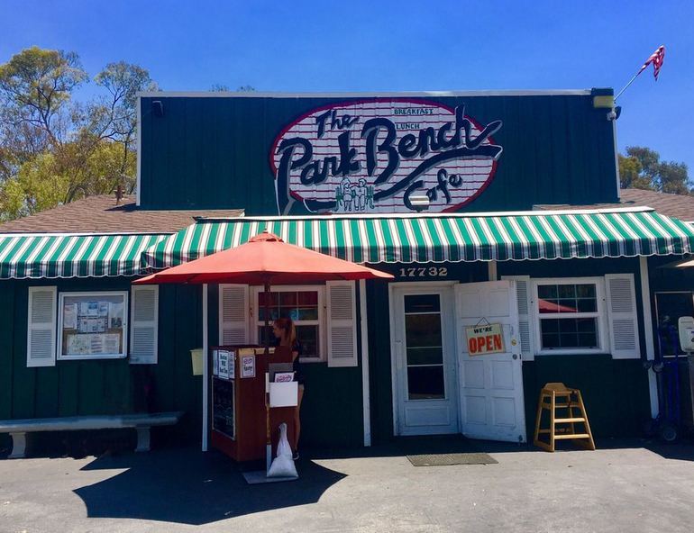 Park Bench Café’ Central Park