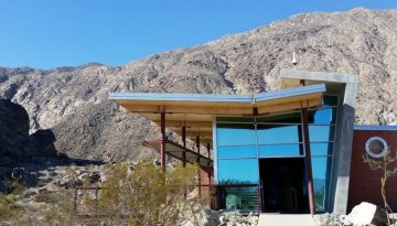 Tahquitz Canyon Palm Springs Day Trip